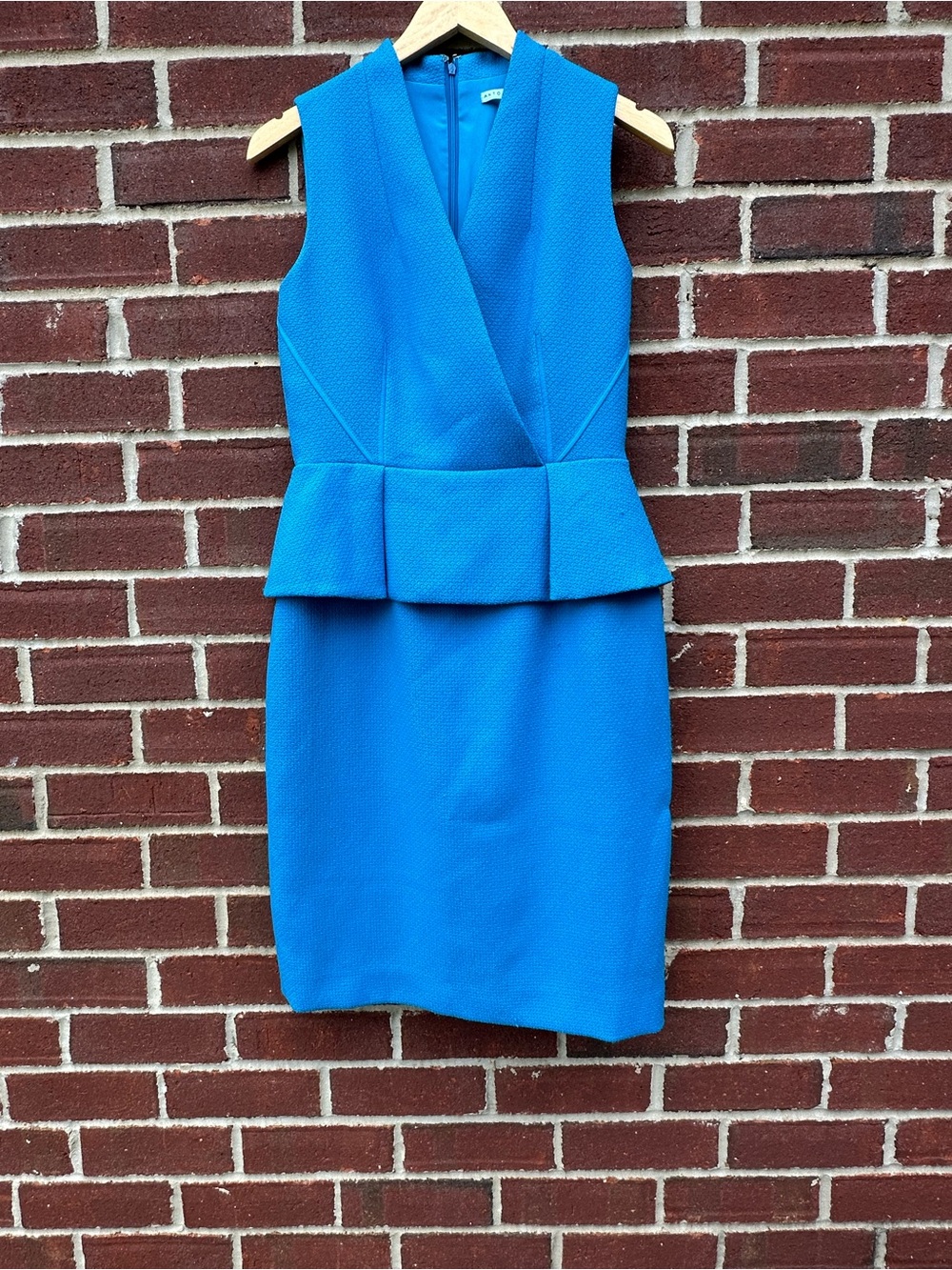 ANTONIO MELANI Bright Blue Sleeveless Peplum Sheath Dress Size 6